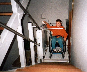 Treppenlift, ltere Bauweise