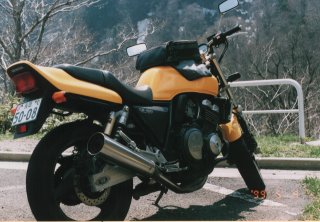 No.20 ȃXJCo[ cĂ̂ɁAł